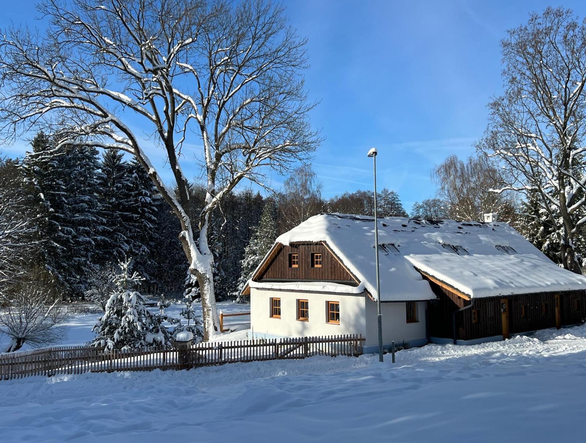 Hamerska Chaloupka Hlinsko Buitenkant foto